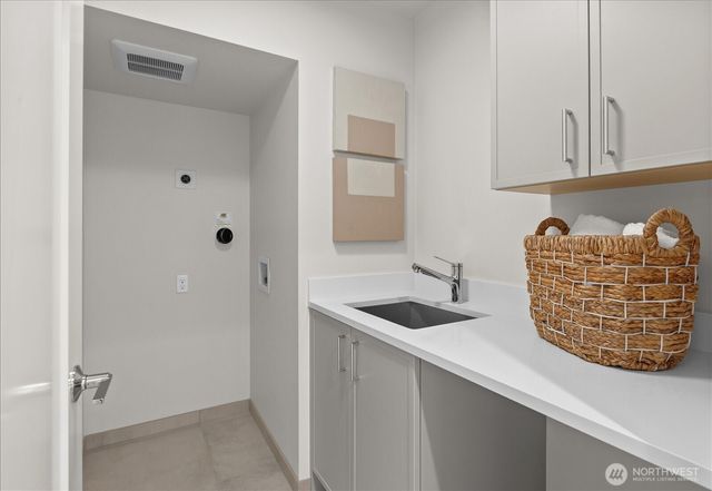 4222 Meridian Avenue N, Seattle, WA 98103