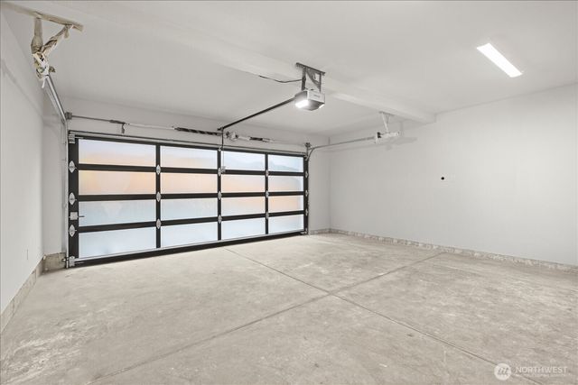 4222 Meridian Avenue N, Seattle, WA 98103