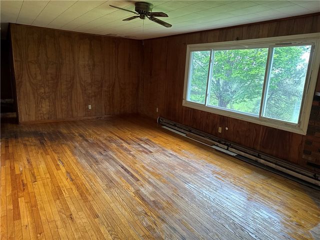 37 Hilltop Drive, Schroeppel, NY 13135