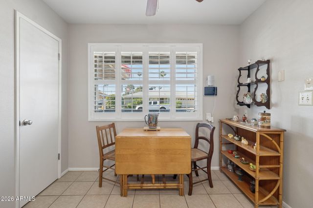 10520 W White Mountain Road, Sun City, AZ 85351