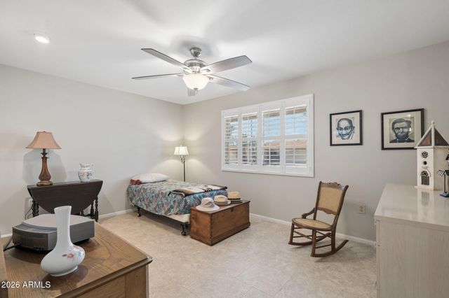 10520 W White Mountain Road, Sun City, AZ 85351