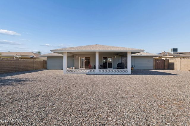 10520 W White Mountain Road, Sun City, AZ 85351