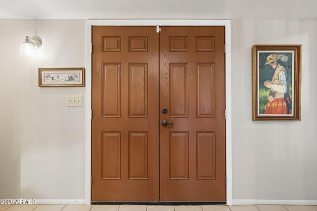 10520 W White Mountain Road, Sun City, AZ 85351