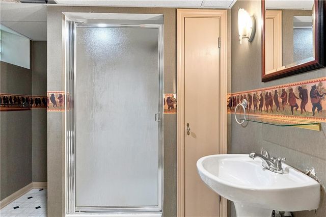 5325 Norwood Street, Fairway, KS 66205