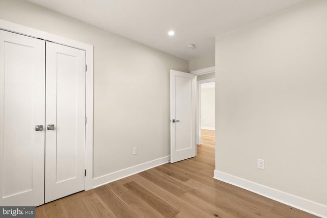 300 VALEVIEW CT NW, Vienna, VA 22180