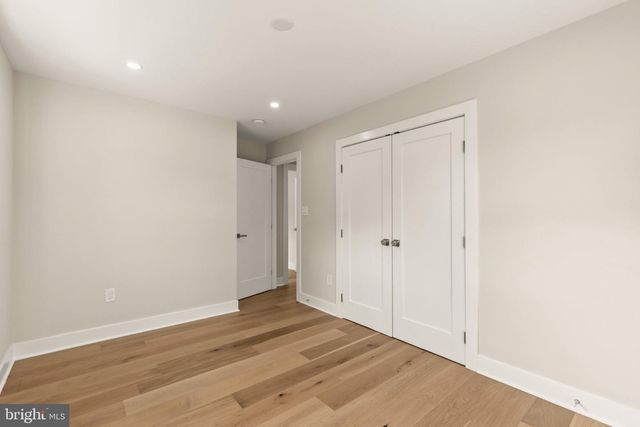 300 VALEVIEW CT NW, Vienna, VA 22180