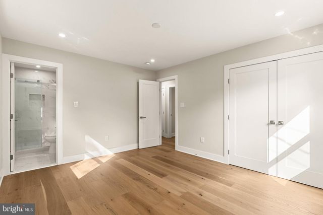 300 VALEVIEW CT NW, Vienna, VA 22180
