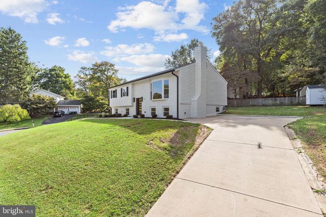 300 VALEVIEW CT NW, Vienna, VA 22180