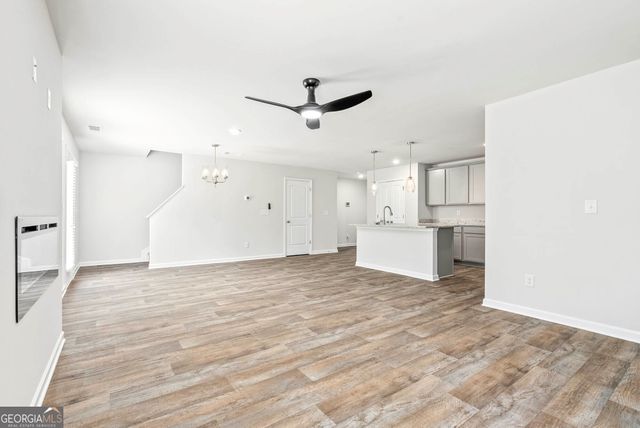 815 Marwari Way, Hogansville, GA 30230