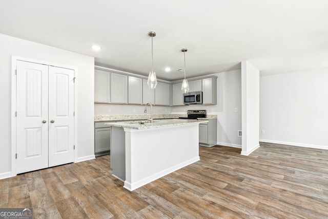 815 Marwari Way, Hogansville, GA 30230
