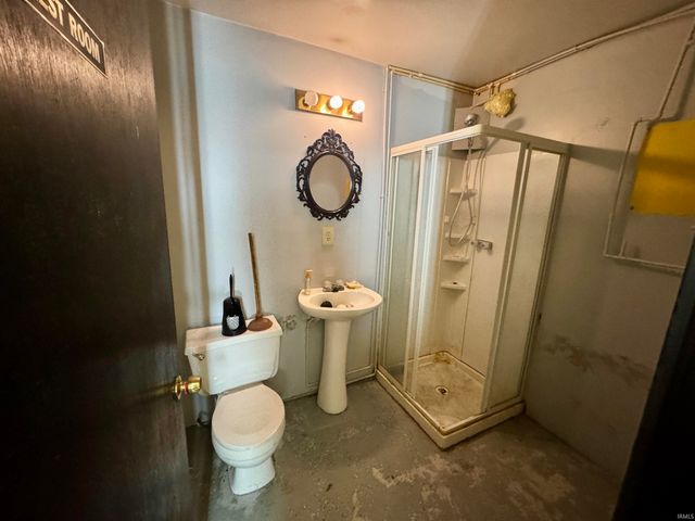 7862 Butler Bridge Road, Shoals, IN 47581