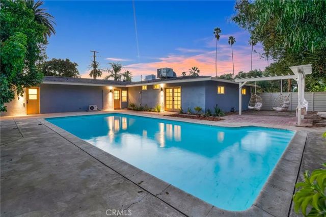 1235 Cedar, Redlands, CA 92373