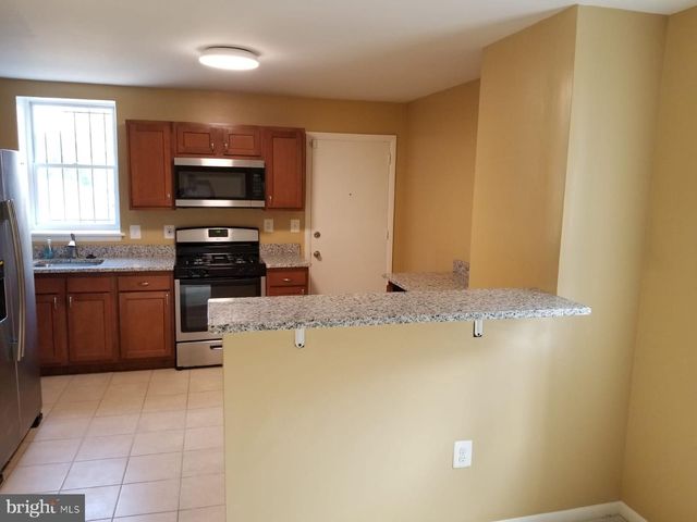 1101 E PRESTON ST, Baltimore, MD 21202