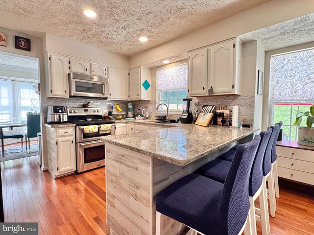 69 SPRING LAKE DR, Stafford, VA 22556