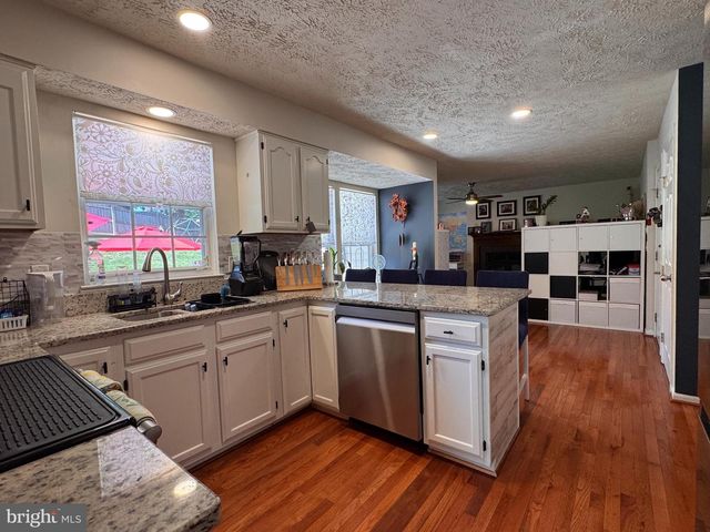 69 SPRING LAKE DR, Stafford, VA 22556