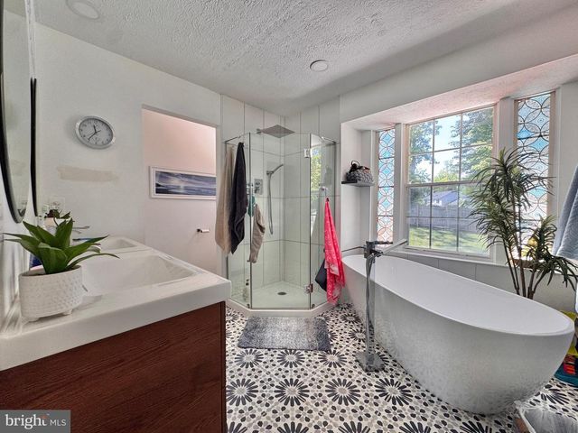 69 SPRING LAKE DR, Stafford, VA 22556