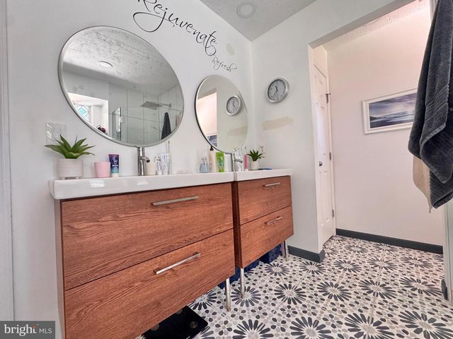69 SPRING LAKE DR, Stafford, VA 22556