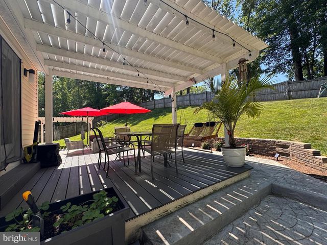 69 SPRING LAKE DR, Stafford, VA 22556