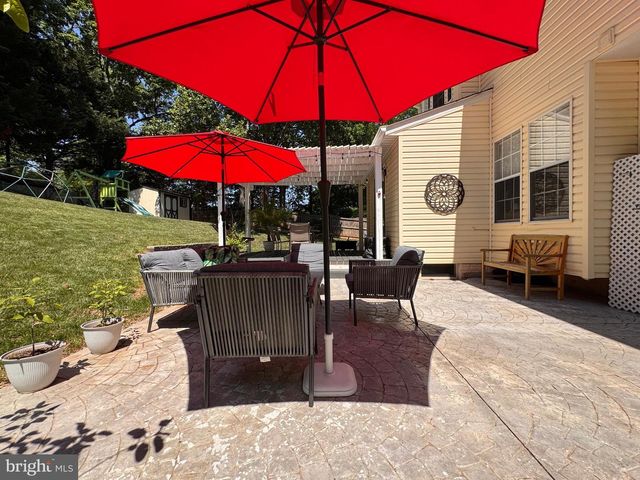 69 SPRING LAKE DR, Stafford, VA 22556