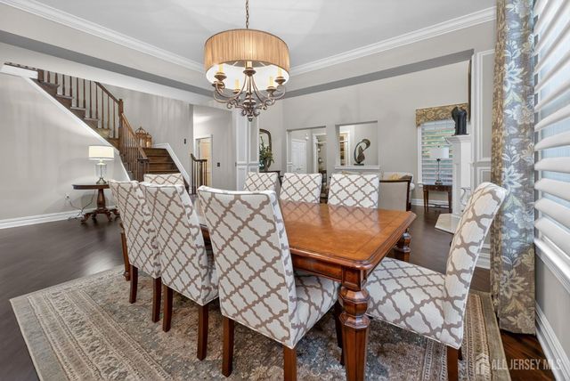 4 Mayflower Court, Franklin Twsp, NJ 08873