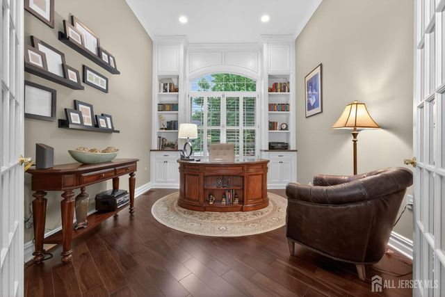 4 Mayflower Court, Franklin Twsp, NJ 08873