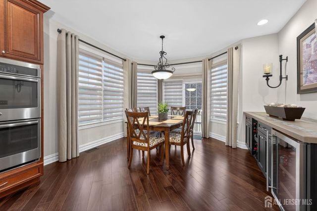 4 Mayflower Court, Franklin Twsp, NJ 08873
