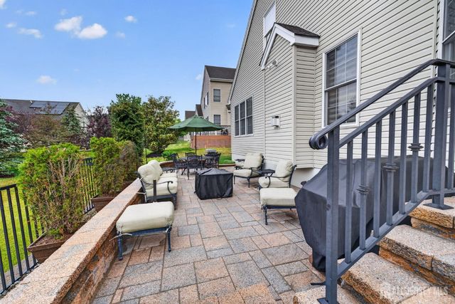4 Mayflower Court, Franklin Twsp, NJ 08873