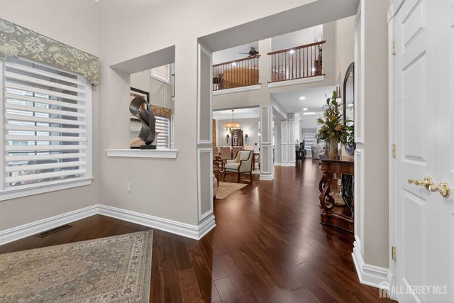 4 Mayflower Court, Franklin Twsp, NJ 08873