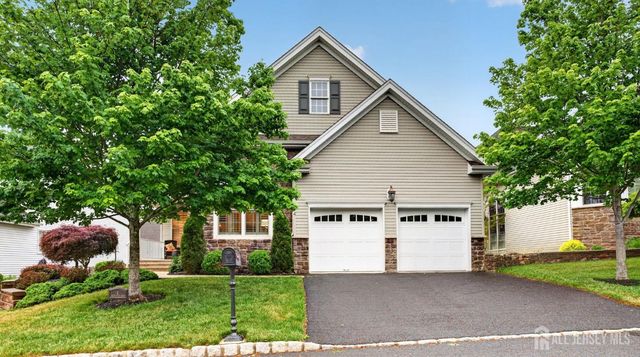 4 Mayflower Court, Franklin Twsp, NJ 08873