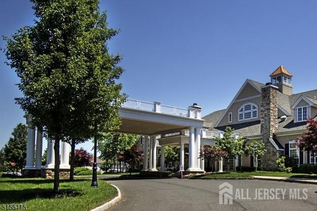 4 Mayflower Court, Franklin Twsp, NJ 08873