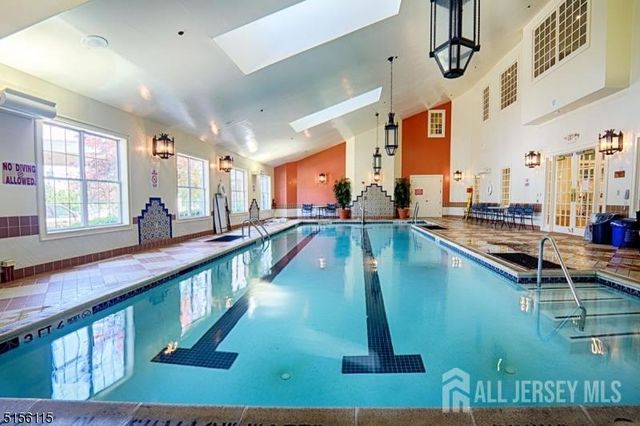 4 Mayflower Court, Franklin Twsp, NJ 08873