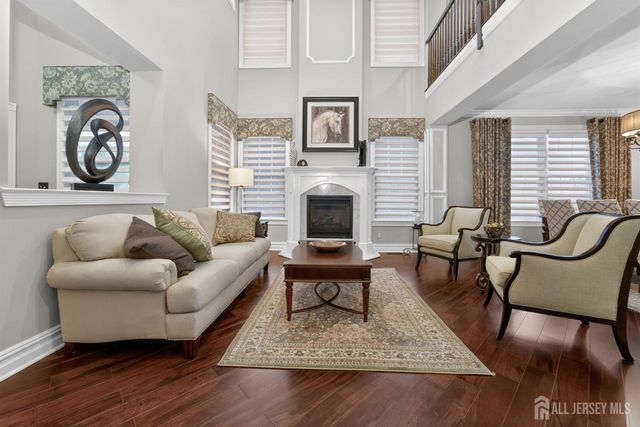4 Mayflower Court, Franklin Twsp, NJ 08873