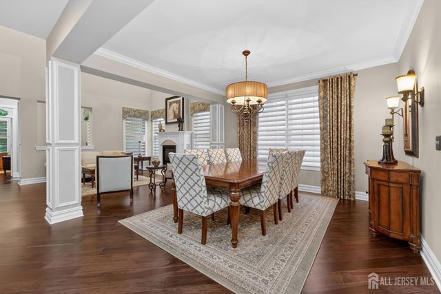 4 Mayflower Court, Franklin Twsp, NJ 08873
