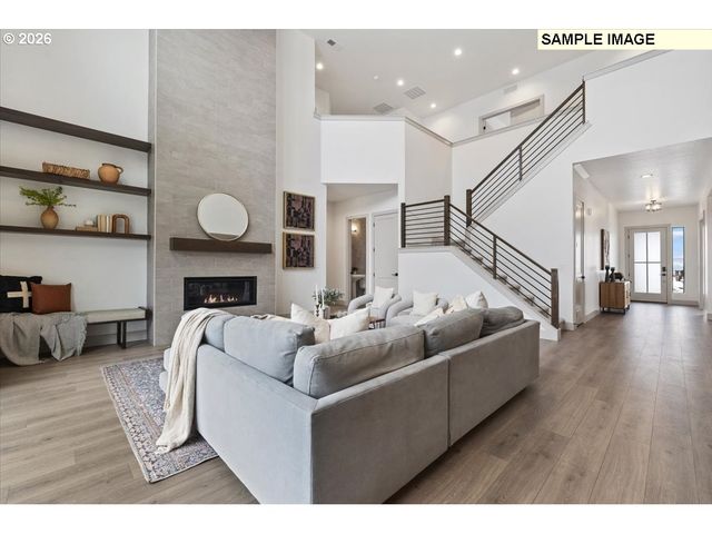 14097 S Kora Louise Ln, Mulino, OR 97042