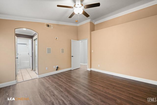 4602 Kaytlain Avenue, Bakersfield, CA 93313