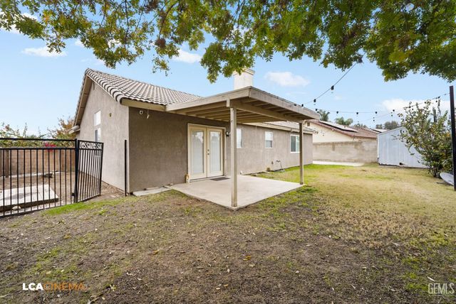 4602 Kaytlain Avenue, Bakersfield, CA 93313