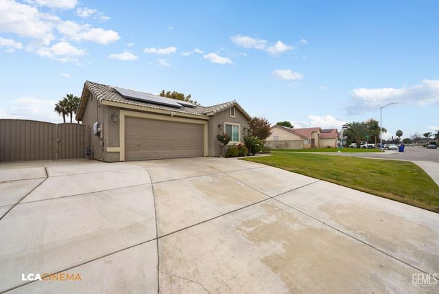 4602 Kaytlain Avenue, Bakersfield, CA 93313