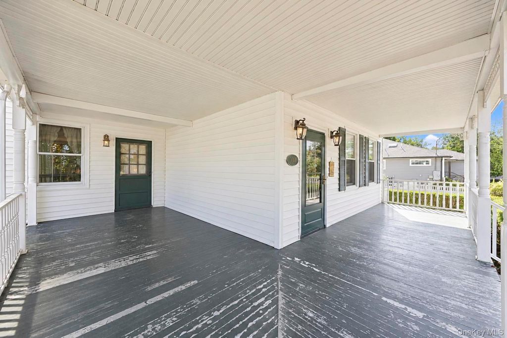 104 Bayville Avenue, Bayville, NY 11709 — photo 5