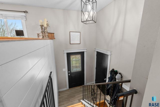 700 S Nicholas Ave Avenue, Brandon, SD 57005