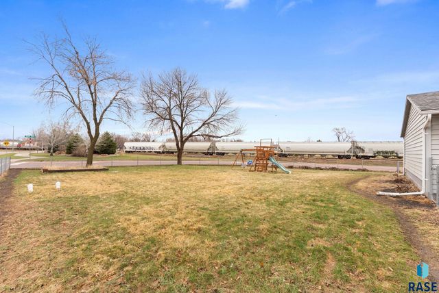 700 S Nicholas Ave Avenue, Brandon, SD 57005