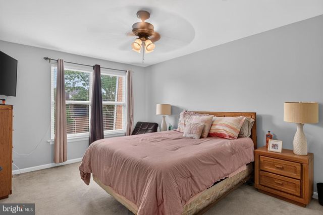 1045 HARBOUR DR, Palmyra, NJ 08065