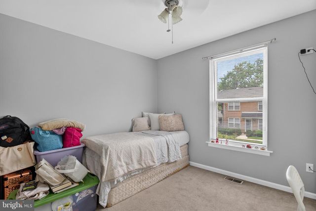 1045 HARBOUR DR, Palmyra, NJ 08065