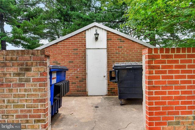 1045 HARBOUR DR, Palmyra, NJ 08065