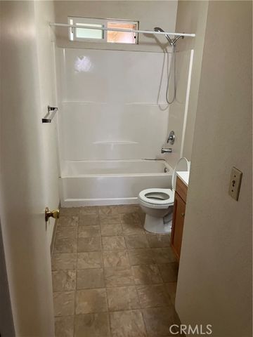 557 Barney Street, Merced, CA 95340