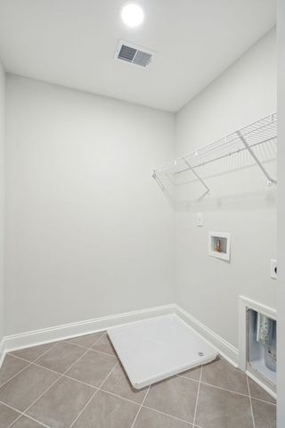 1438 Charles Dr, Chapel Hill, TN 37034