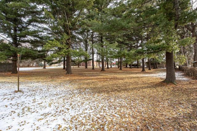 137 W FOSTER STREET, Appleton, WI 54915