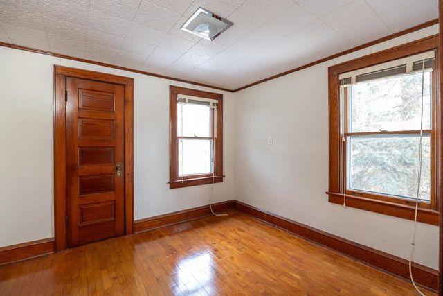 137 W FOSTER STREET, Appleton, WI 54915