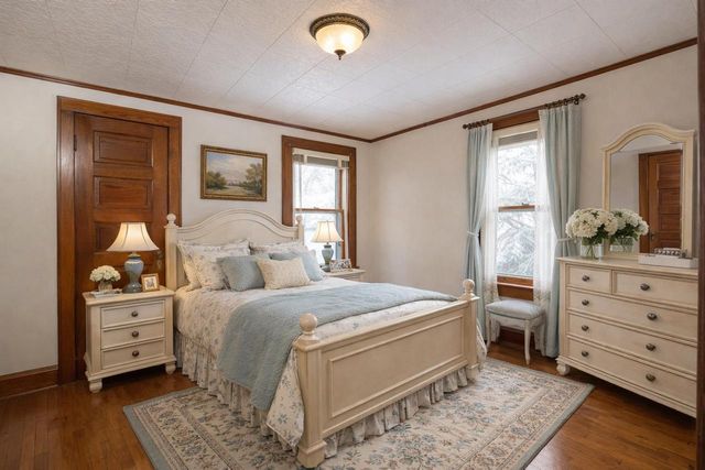 137 W FOSTER STREET, Appleton, WI 54915