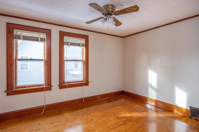 137 W FOSTER STREET, Appleton, WI 54915