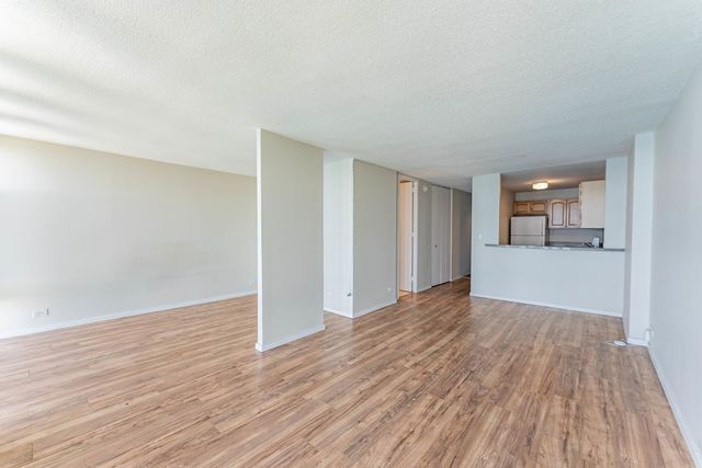 6700 S South Shore Drive 25K, Chicago, IL 60649